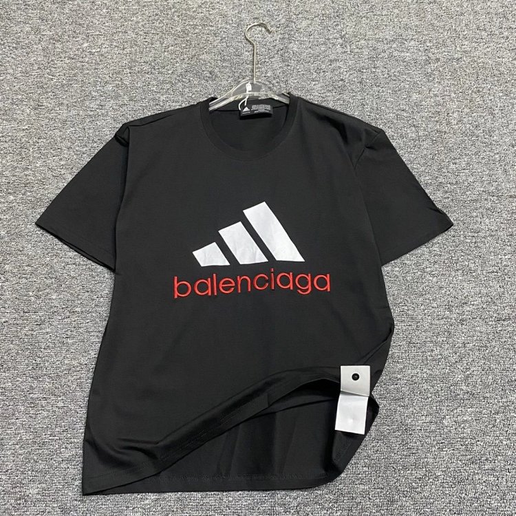 Balenciaga Adidas Joint Short Sleeve Fashion Show with Large Logo | Loongbuymall