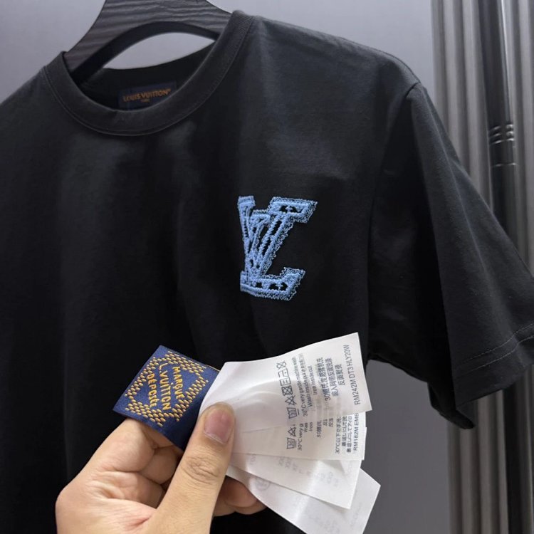 Louis Vuitton short sleeved T-shirt unisex knit top with half sleeves | Loongbuymall