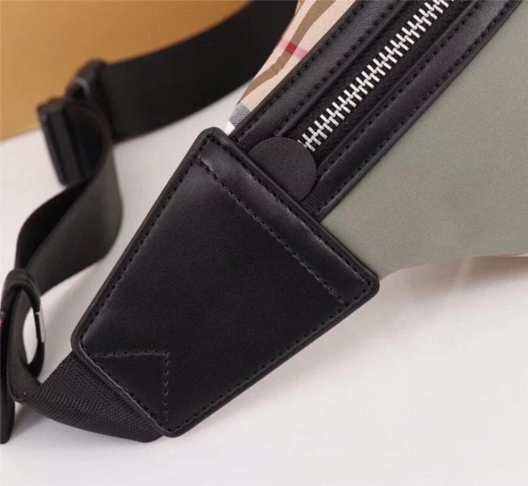 Burberry contrasting waist bag crossbody bag chest bag unisex | Loongbuymall