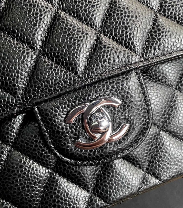 Chanel genuine leather women's bag with diamond grid chain shoulder crossbody bag | Loongbuymall