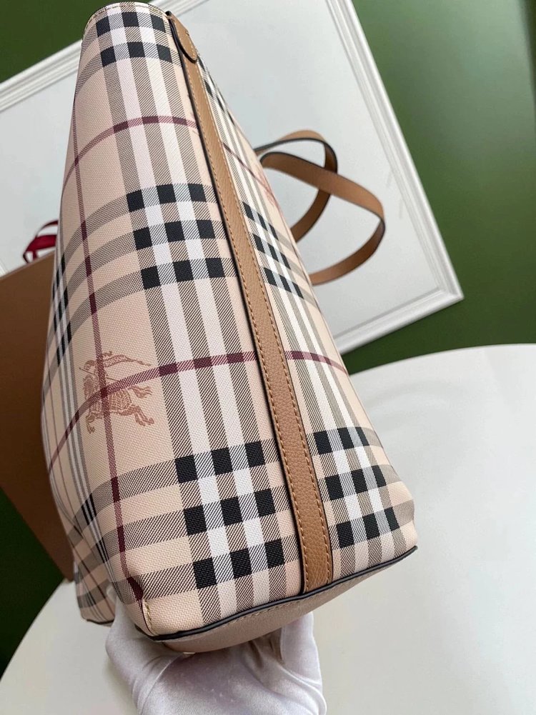 Burberry Classic Double sided Shopping Bag Lightweight Large Capacity Handbag Tote Bag Women's Bag C