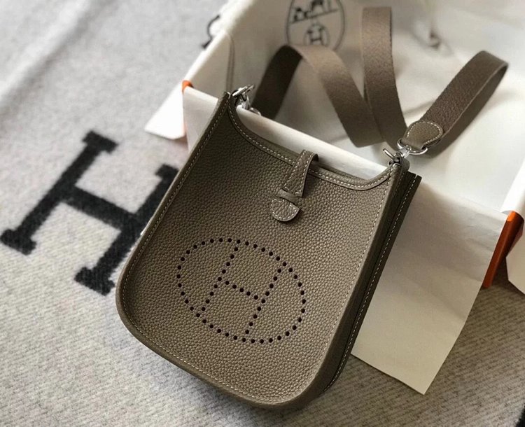 Hermes mini calf leather hollow shoulder crossbody buckle women's bag | Loongbuymall
