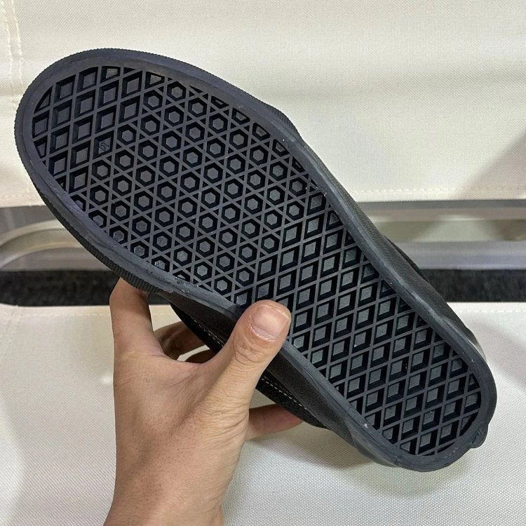 VANS  Black Warrior Starry Sky Bread Shoes | Loongbuymall