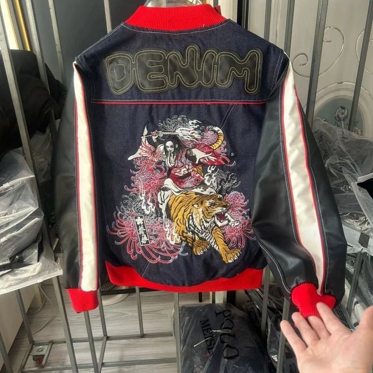 EVISU Heavy Industry Embroidered Cowboy Coat | Loongbuymall