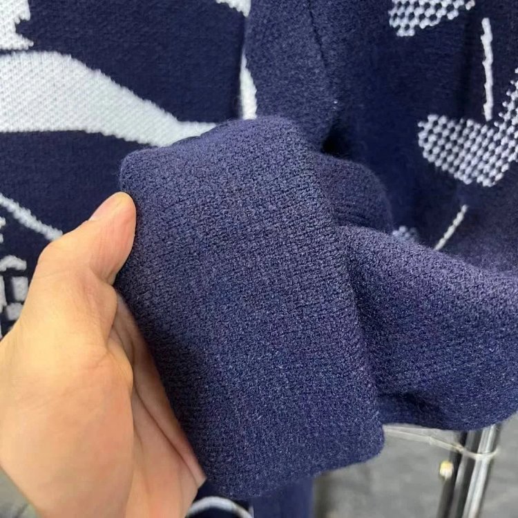 Burberry warhorse logo sweater | Loongbuymall