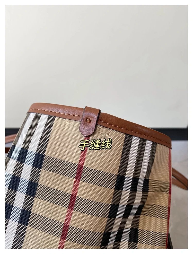 Burberry plaid pattern tote bag | Loongbuymall