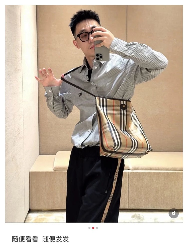 Burberry  Classic British plaid crossbody bag | Loongbuymall