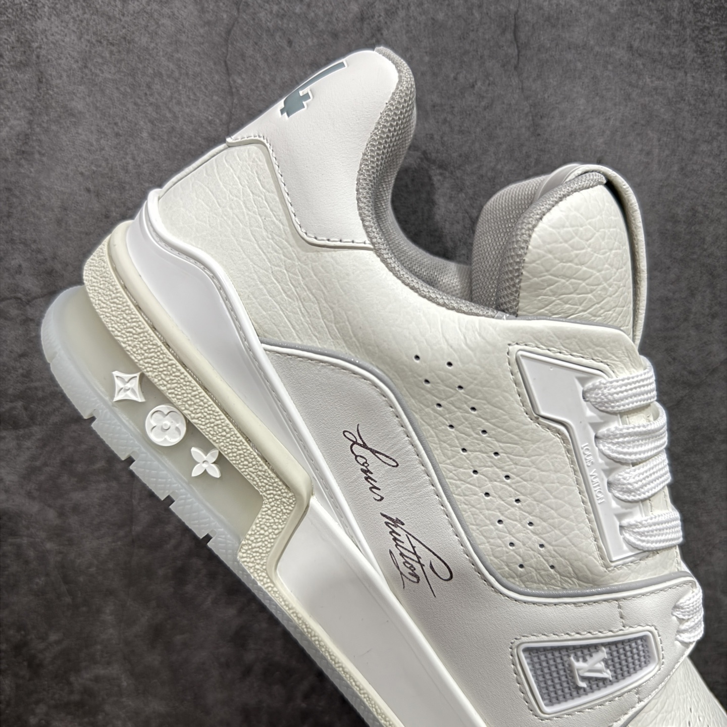 Louis Vuitton  Trainer Sneaker T538002 | Loongbuymall
