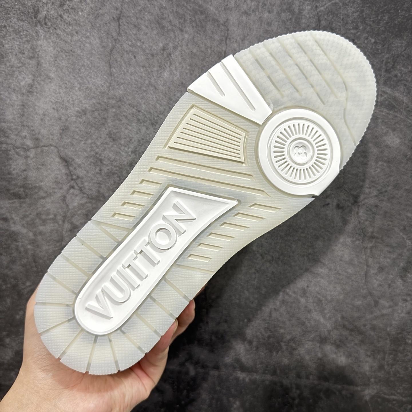 Louis Vuitton  Trainer Sneaker T538002 | Loongbuymall