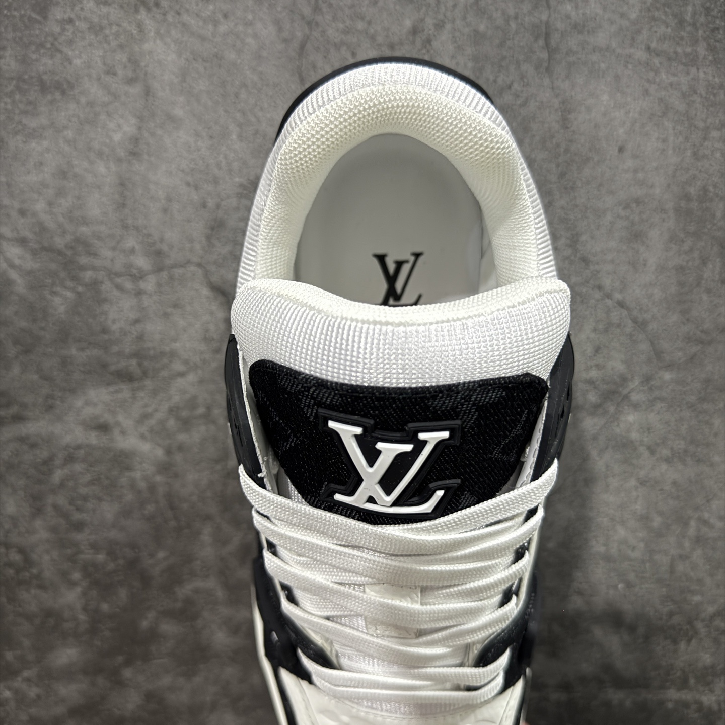 Louis Vuitton  Trainer Sneaker T538004 | Loongbuymall