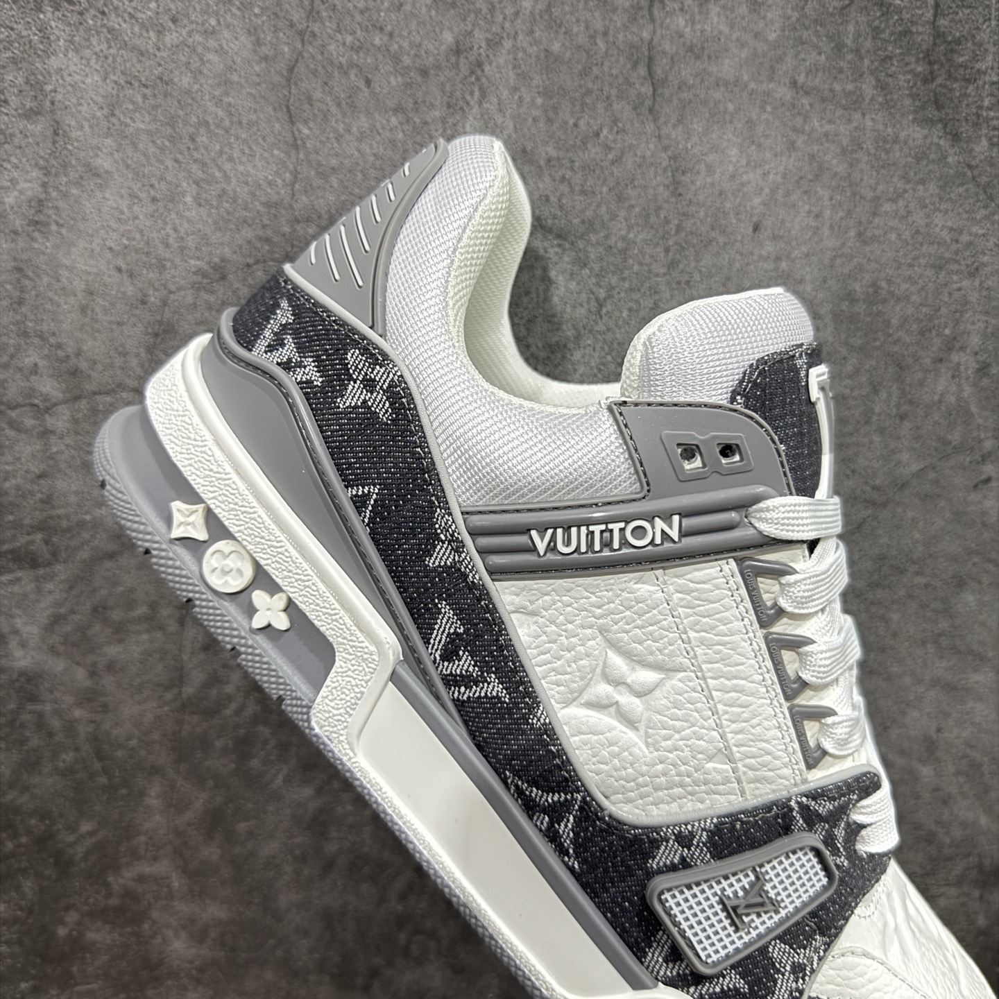 Louis Vuitton  Trainer Sneaker T538003 | Loongbuymall