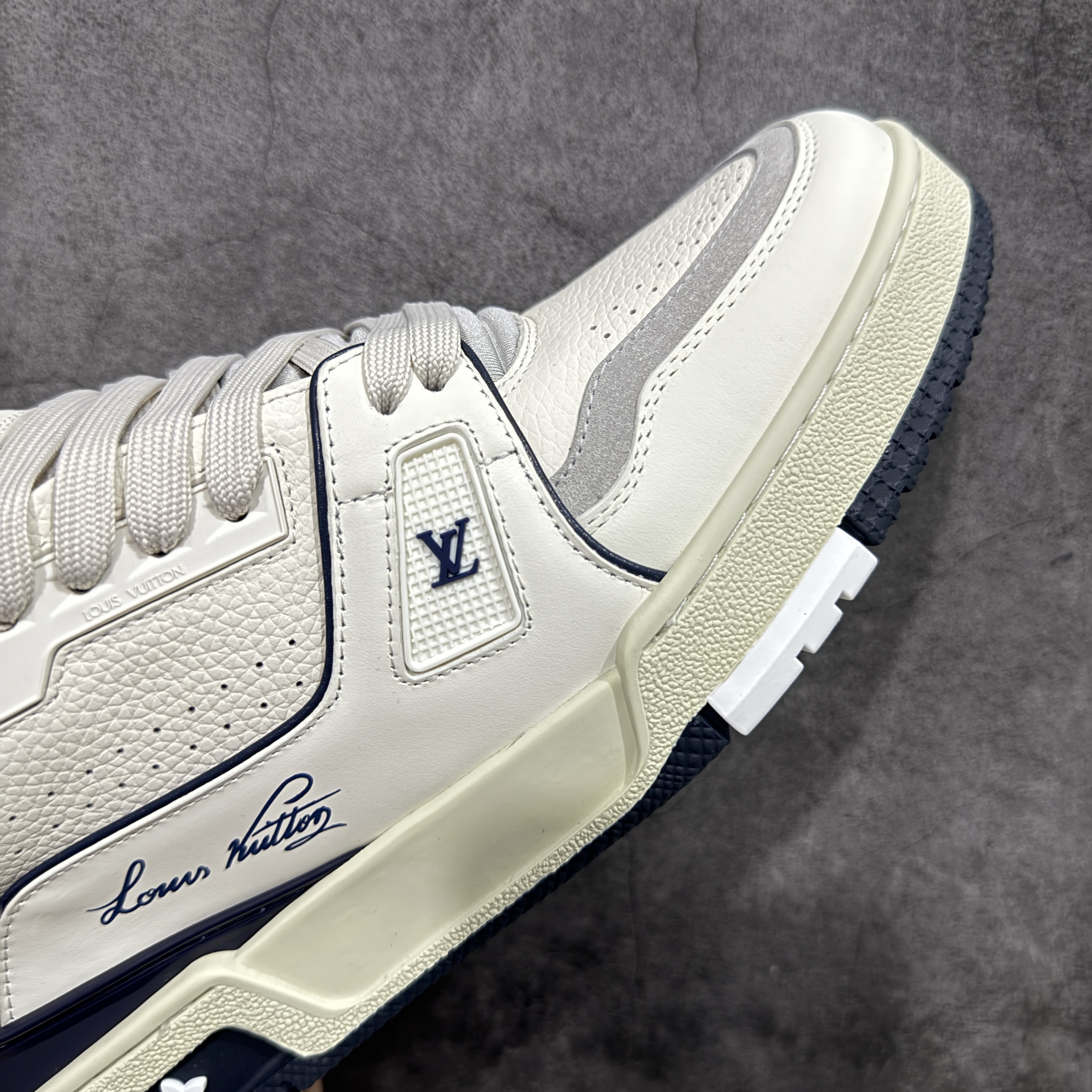 Louis Vuitton  Trainer Sneaker T538006 | Loongbuymall