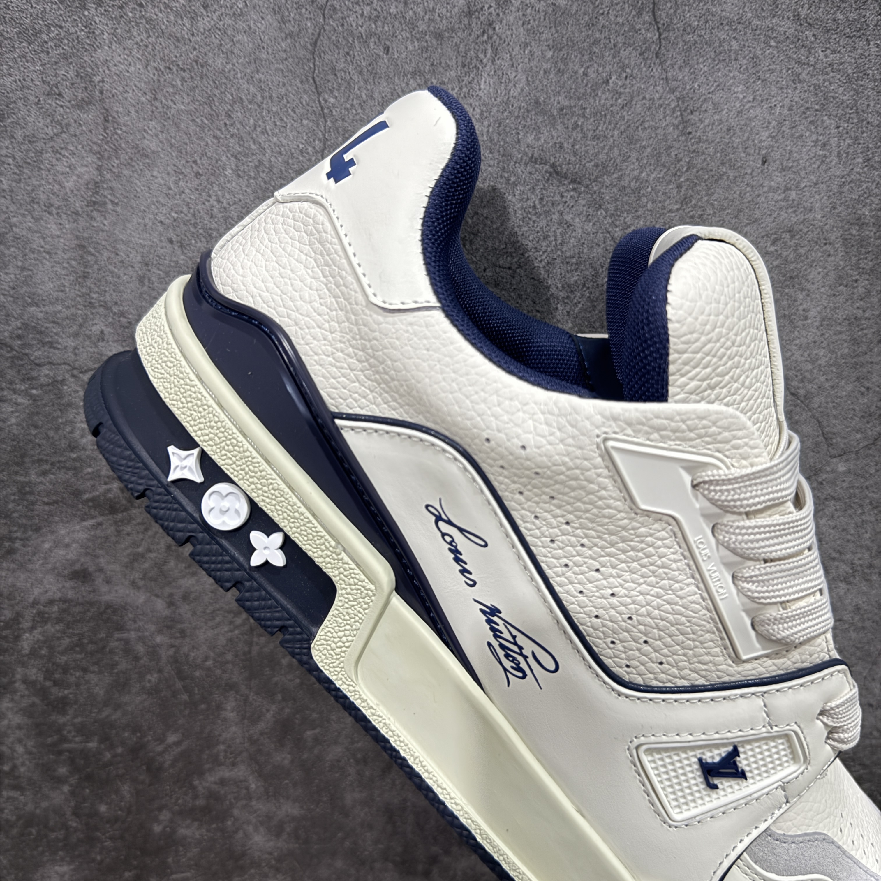 Louis Vuitton  Trainer Sneaker T538006 | Loongbuymall