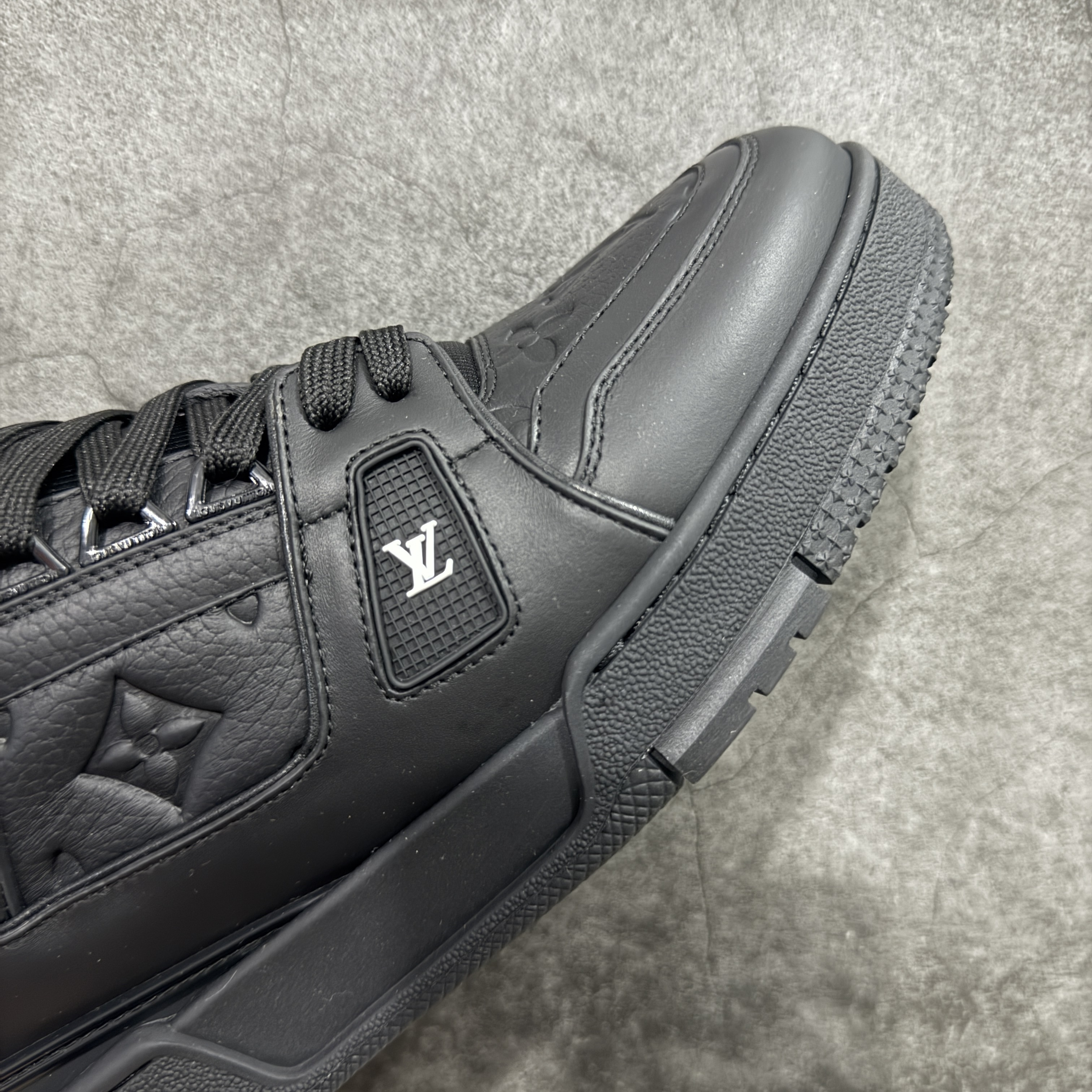 Louis Vuitton  Trainer Sneaker T538007 | Loongbuymall