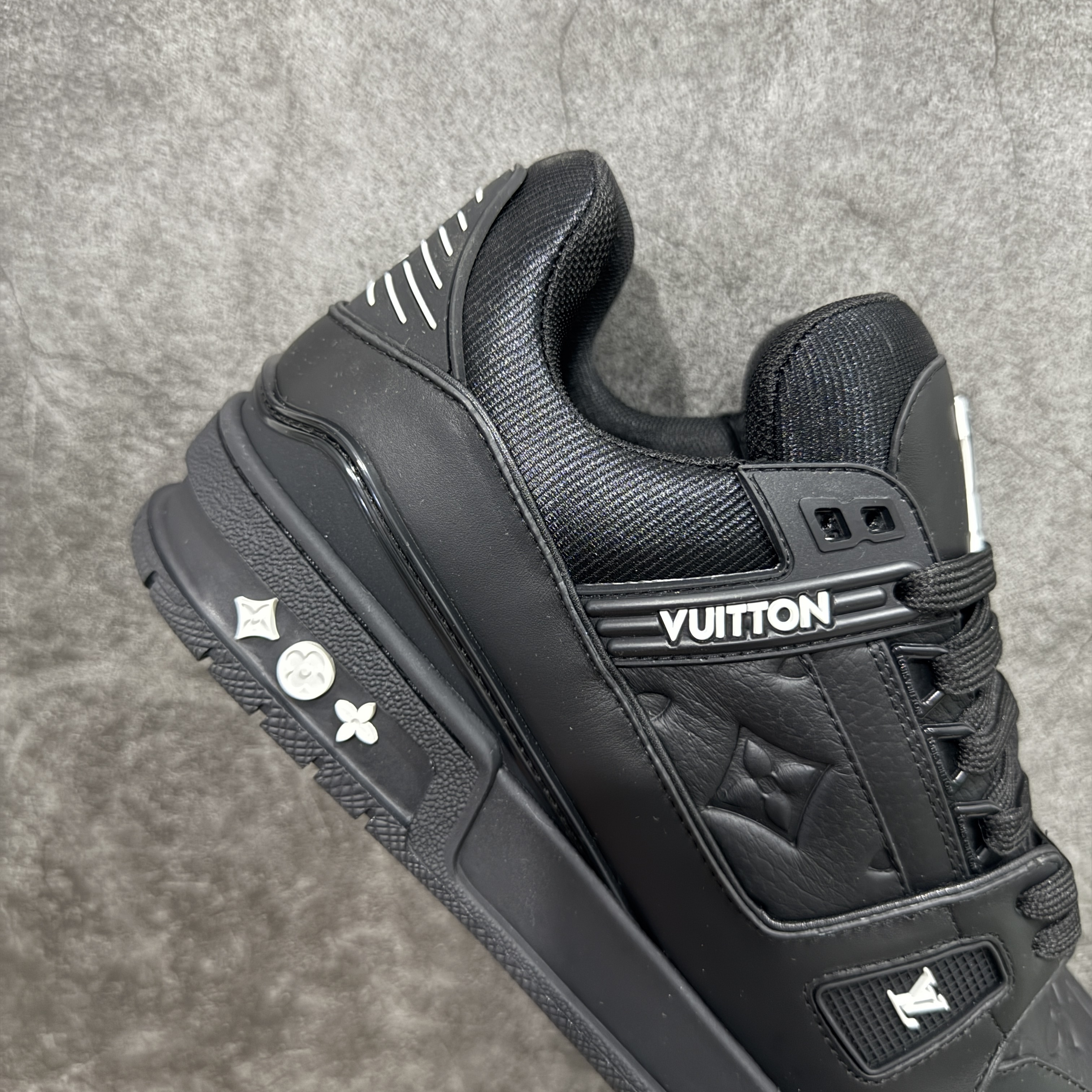 Louis Vuitton  Trainer Sneaker T538007 | Loongbuymall