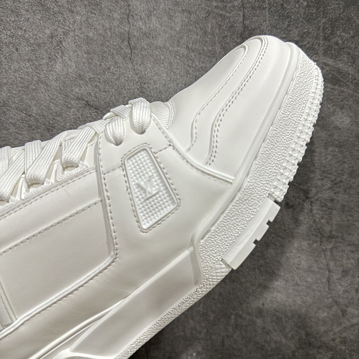 Louis Vuitton Trainer Sneaker T538008 | Loongbuymall