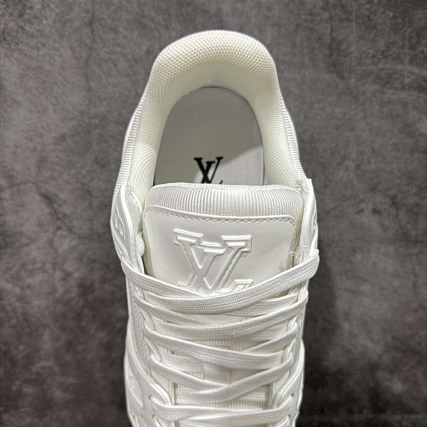 Louis Vuitton Trainer Sneaker T538008 | Loongbuymall