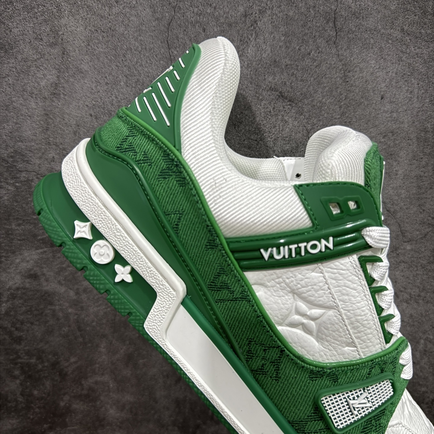 Louis Vuitton Trainer Sneaker T538009 | Loongbuymall