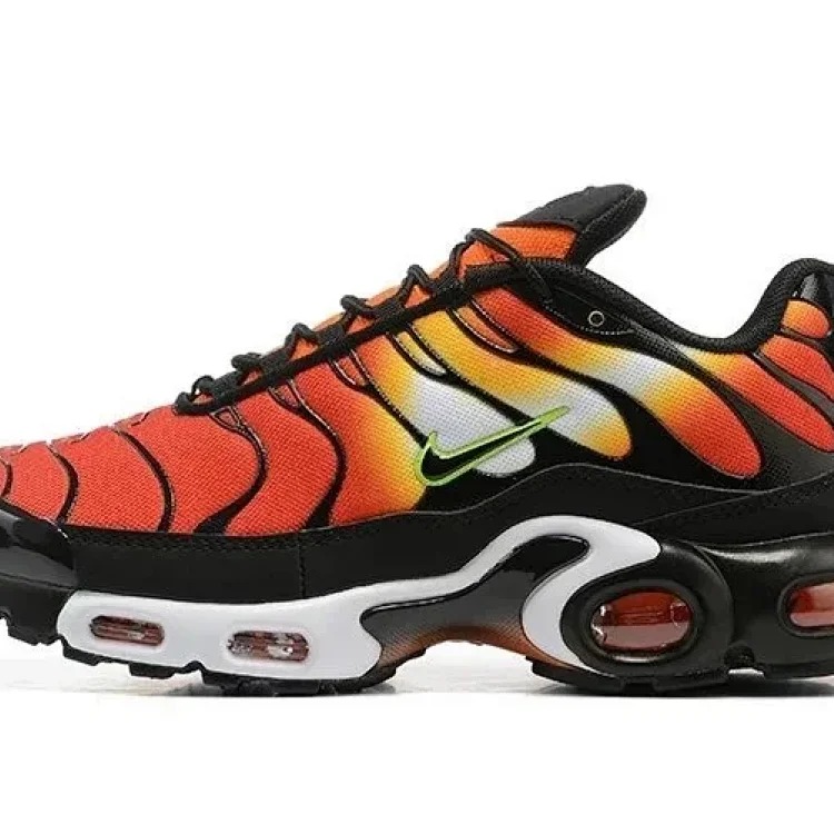 Max Plus TN (2) Casual Sneakers
