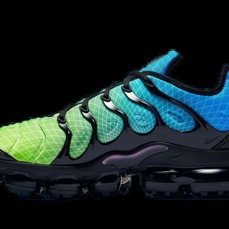 Plus (1) Casual Sneakers