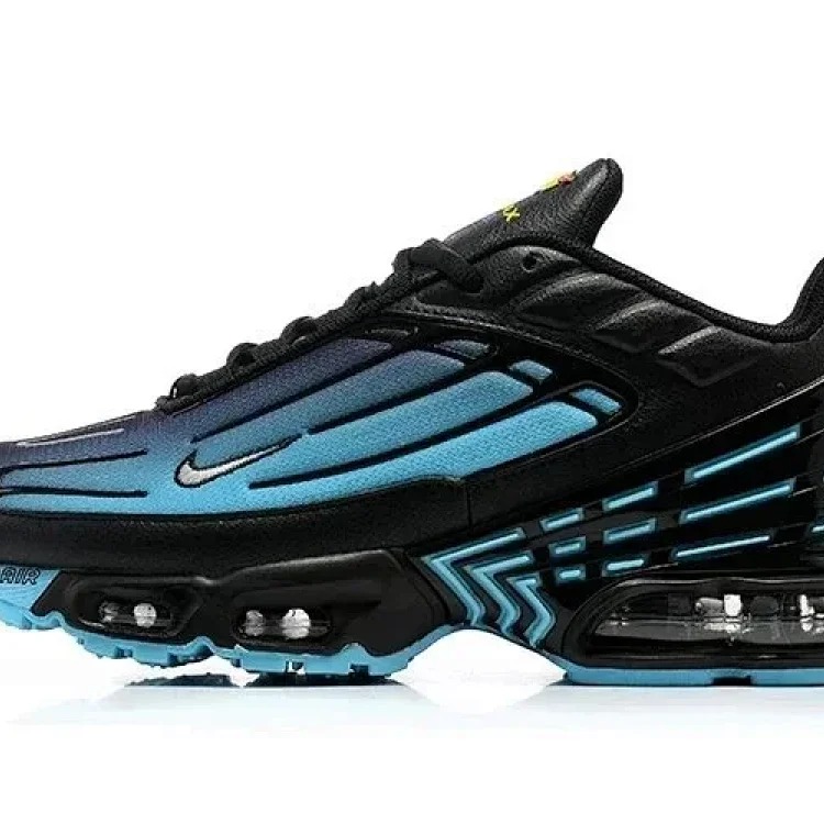 Max Plus 3 Casual Sneakers