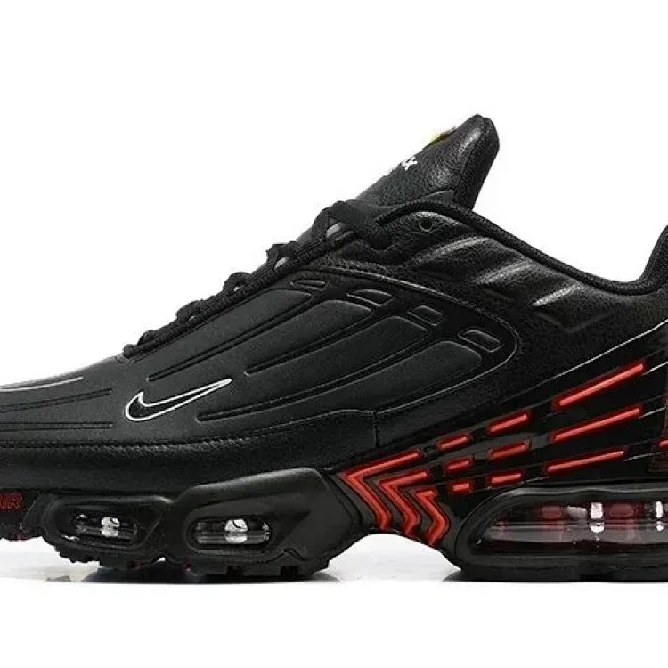 Max Plus 3 Casual Sneakers