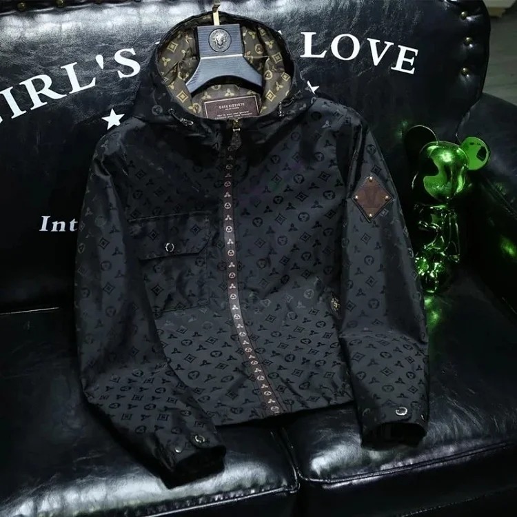 L autumn and winter selection of high-quality correct tops