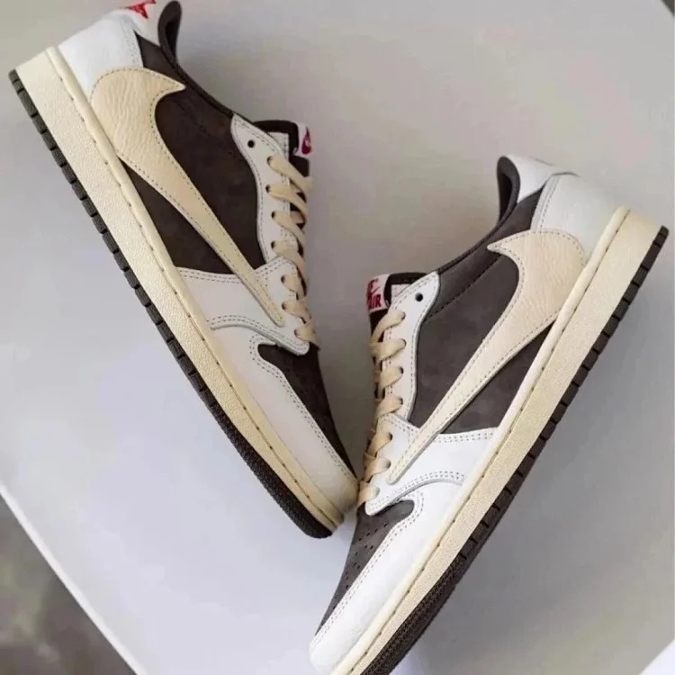 Youth Fashion Shoes ()