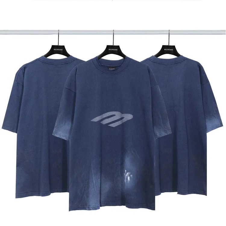 Spring and summer comfortable, simple and versatile short-sleeved DD