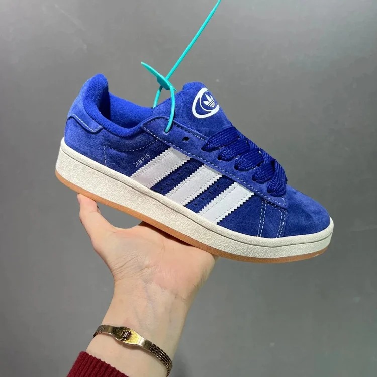 Casual Classic Vintage Sneakers HQ8708 1013