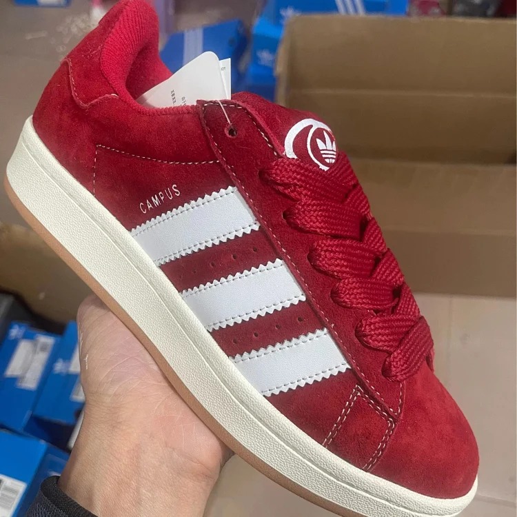 Casual Classic Vintage Sneakers HQ8708 1013