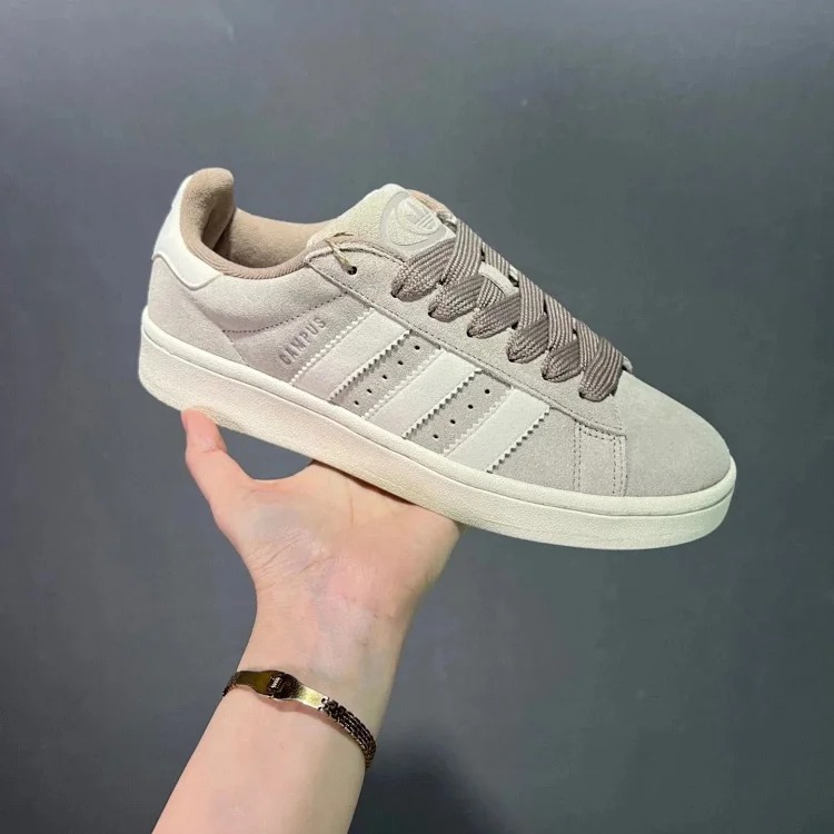 Casual Classic Vintage Sneakers HQ8708 1013
