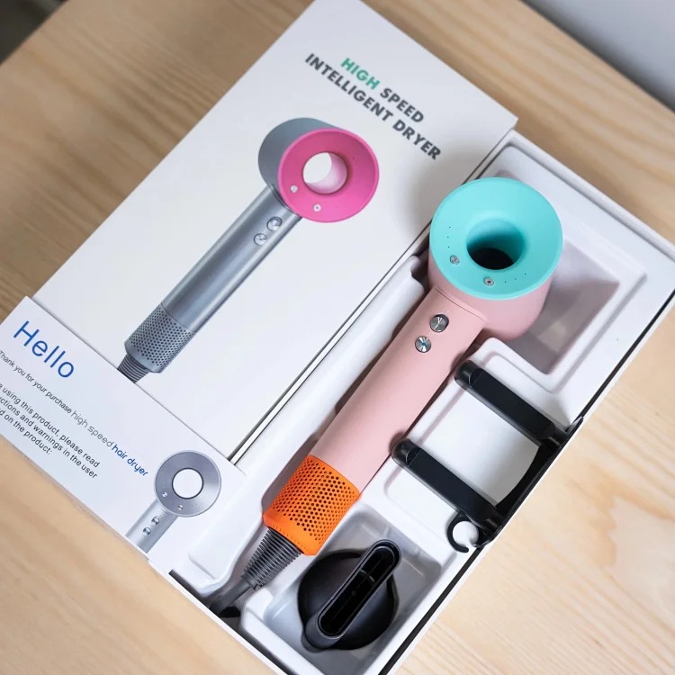 Brushless motor hollow hair dryer