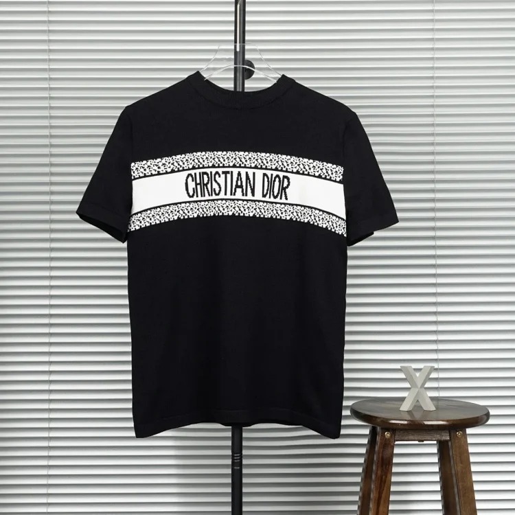 Comfortable, classic and versatile casual T-shirt DD