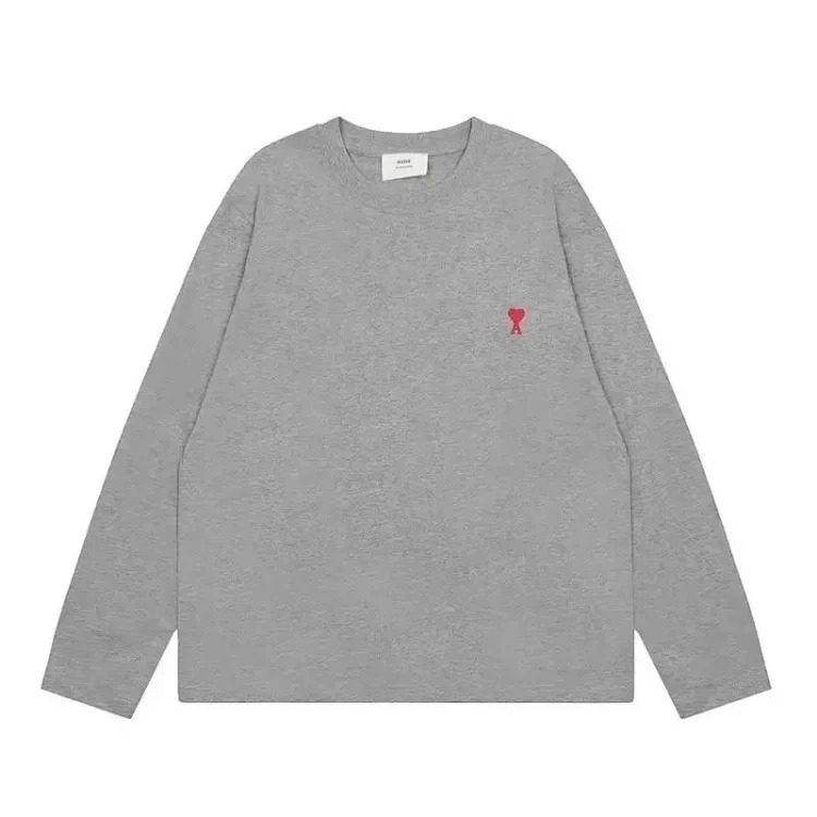 A fashionable sweatshirt