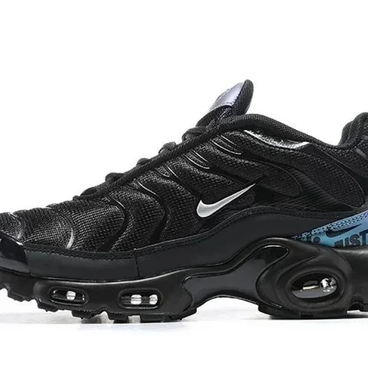Max Plus TN Sneakers