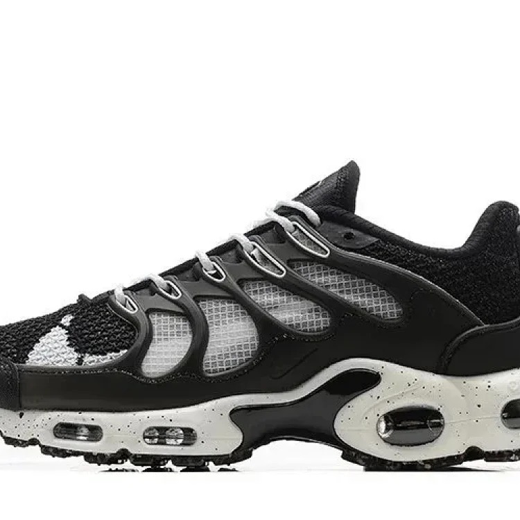 Max Terrascape Plus Casual Sneakers