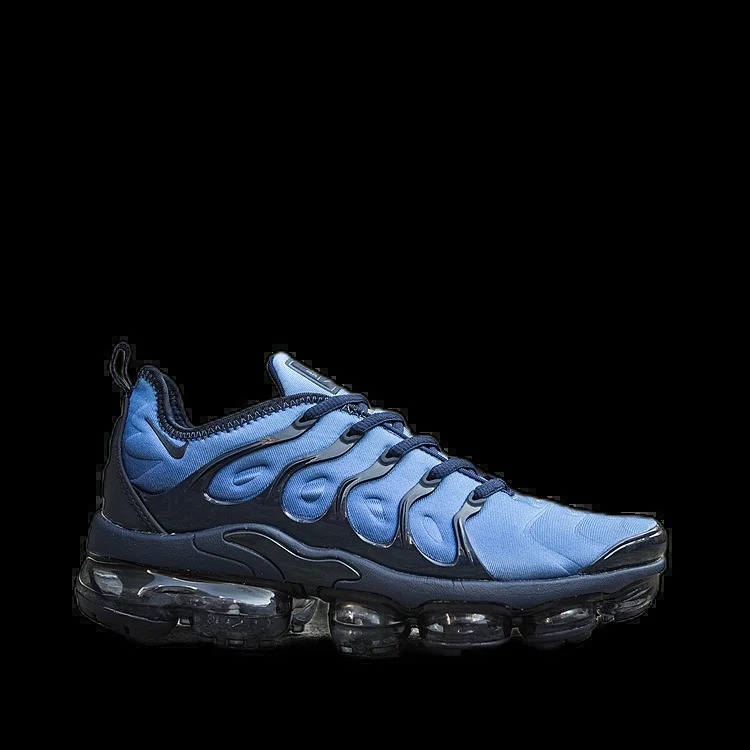 Plus (1) Casual Sneakers