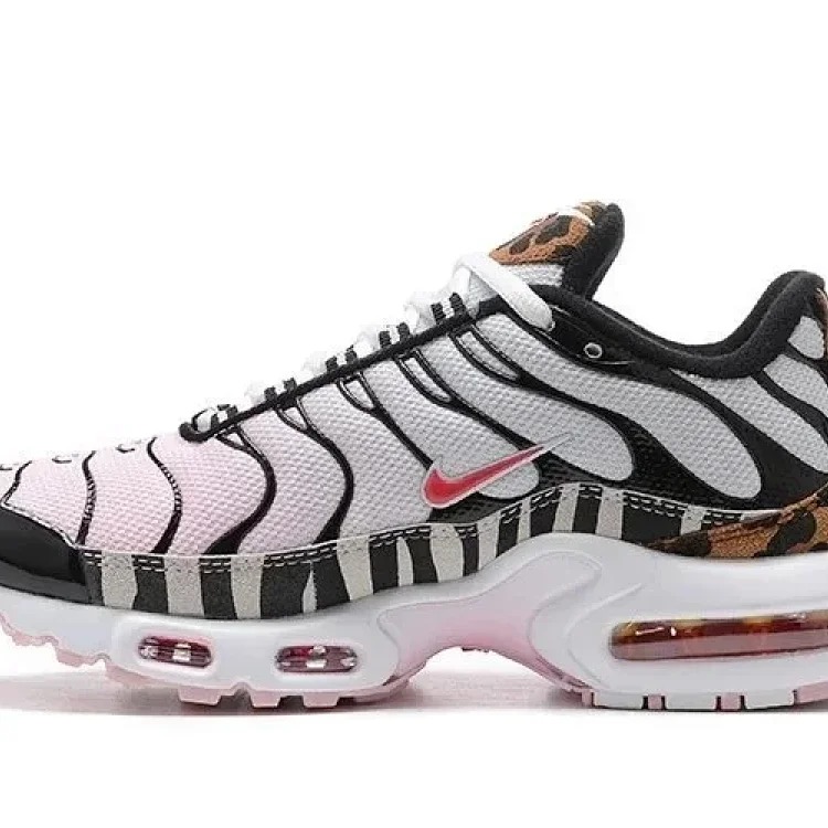 Max Plus TN (2) Casual Sneakers
