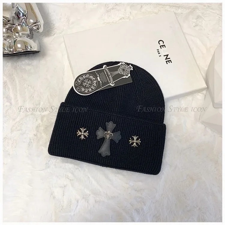 The maker's new Croix heart hat, cold hat, knitted woolen hat, woolen hat, same style for men and women, couple style