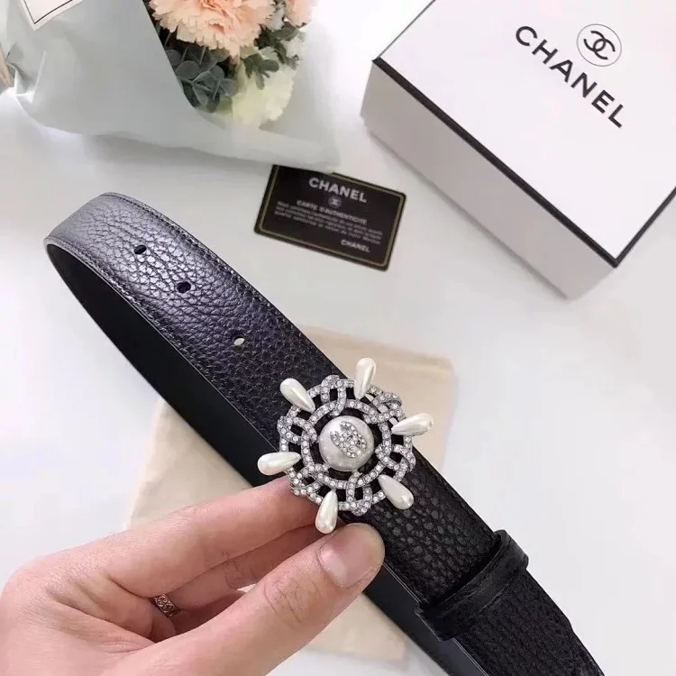 Original counter version comes with packaging leather diamond buckle belt, full leather belt, women's casual versatile trendy trousers belt, men's and women's business casual belt belt, men'