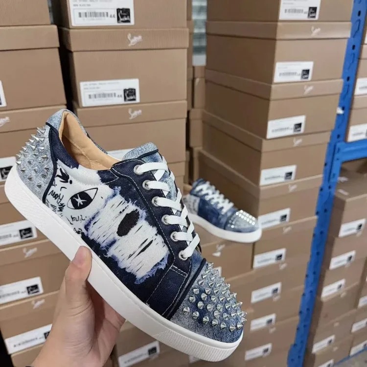 Azhu Autonomous [Ready stock shipped in seconds] D2 co-branded CL red-soled shoes with rivets! Guang