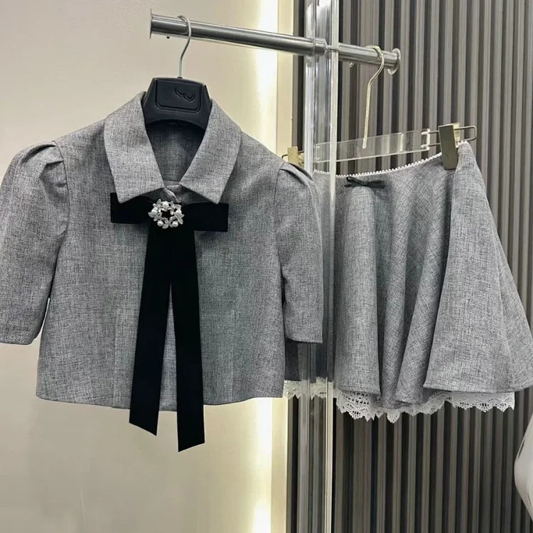 Gray tone ladylike style bow suit for women summer puff sleeve short top high waist lace skirt