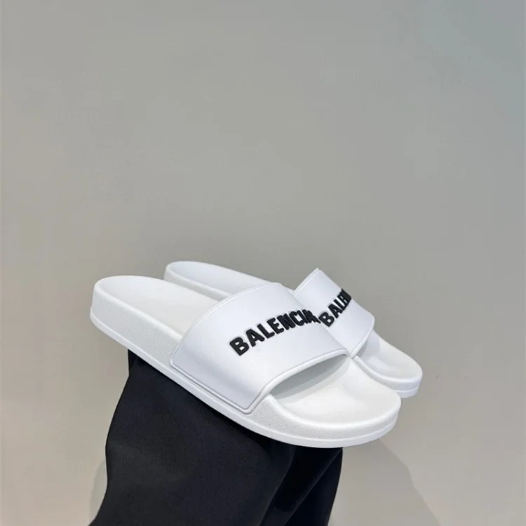 Balenciaga slippers couple style soft-soled beach sandals for outer wear