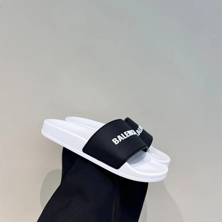 Balenciaga slippers couple style soft-soled beach sandals for outer wear