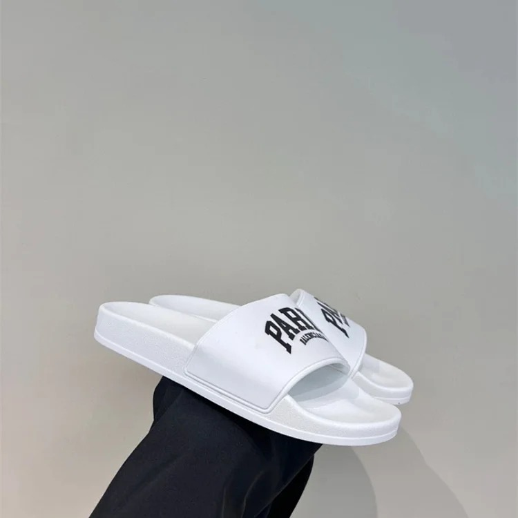 Balenciaga slippers couple style soft-soled beach sandals for outer wear