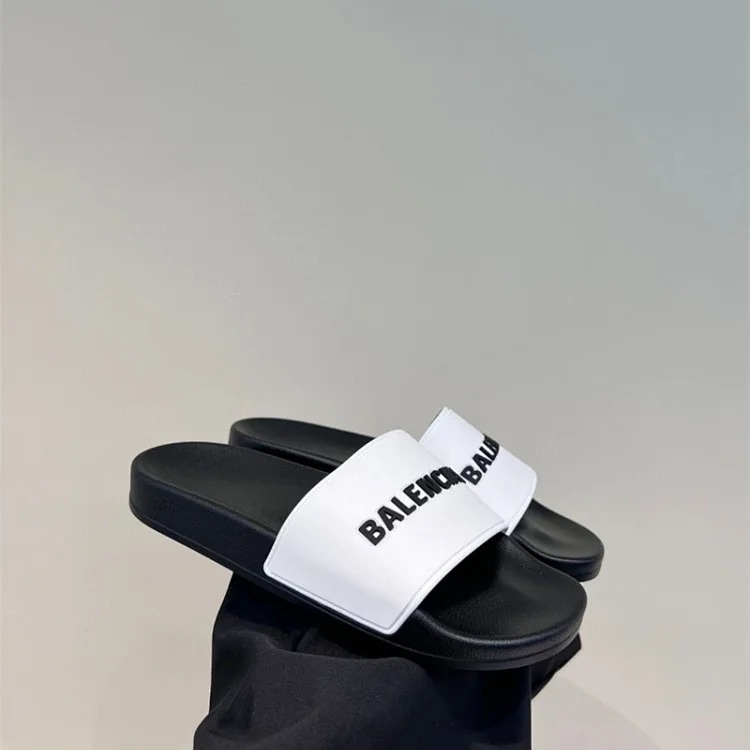 Balenciaga slippers couple style soft-soled beach sandals for outer wear