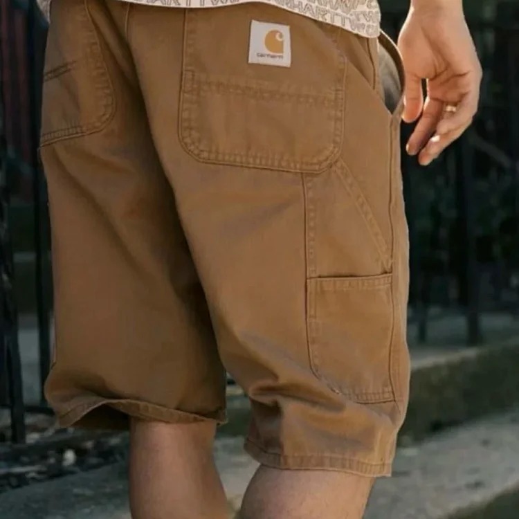 Casual multi-pocket cargo shorts, light luxury, fashionable and versatile