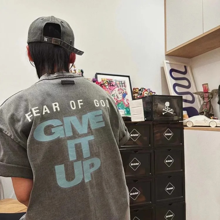 FEAR OF GOD ready-to-wear washed and distressed classic letters give it up short-sleeved os loose FO