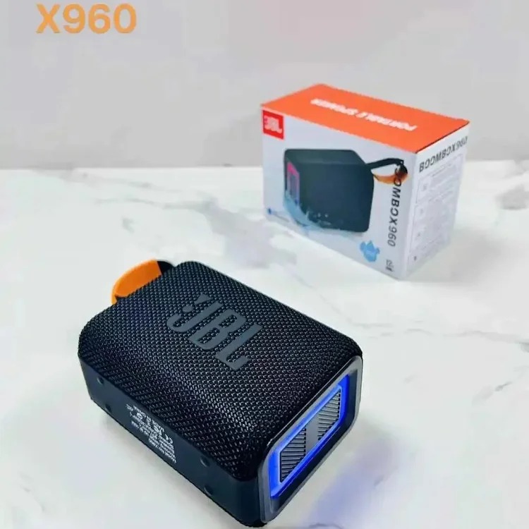 TOP D-1 is a portable, compact and high-quality speaker with good looks and high quality